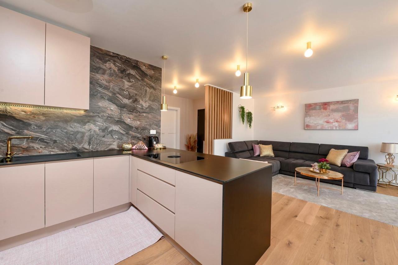 S Design Apartment Zadar Eksteriør billede