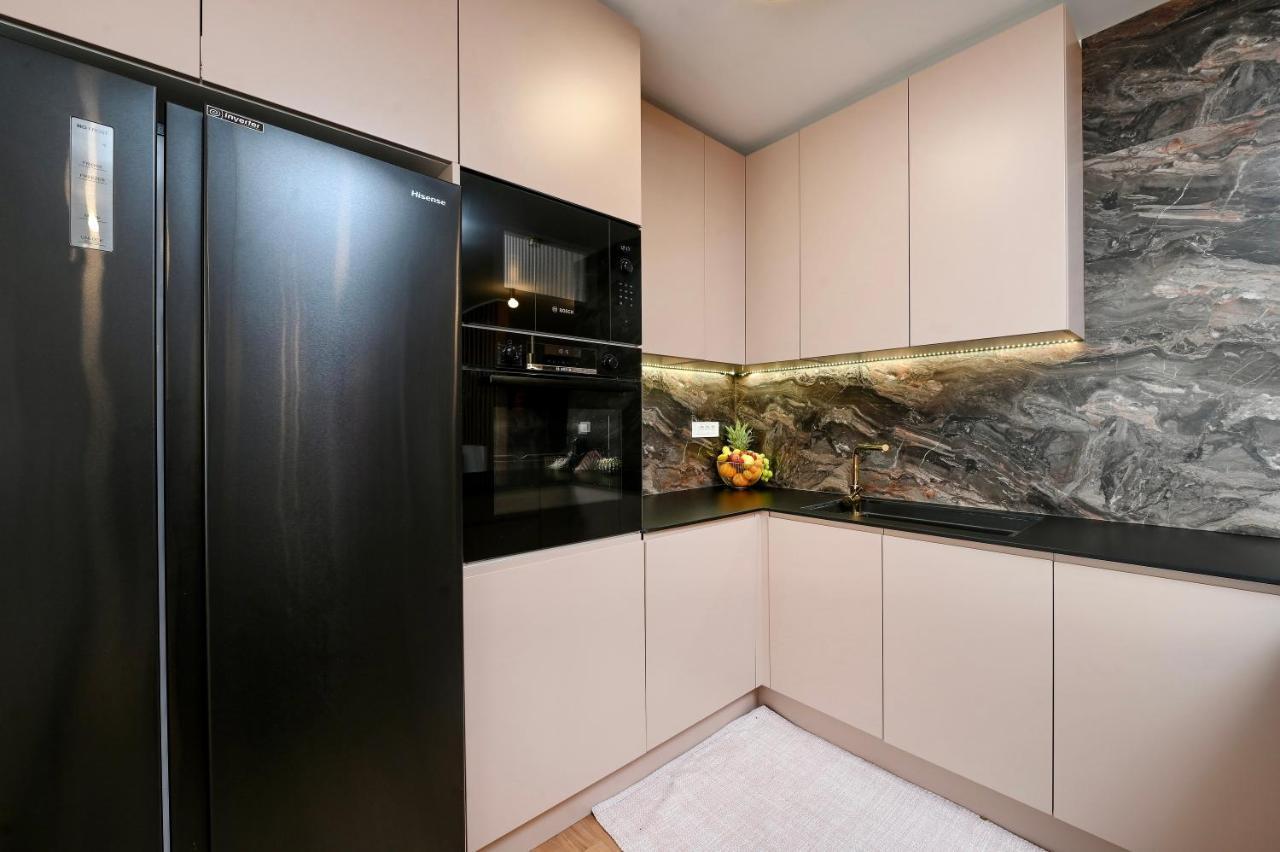 S Design Apartment Zadar Eksteriør billede
